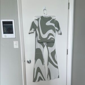 Princess Polly Green and White Swirl Knit Set